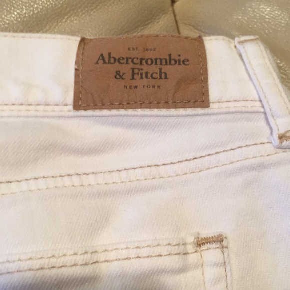 Abercrombie & Fitch Cream Denim Shorts - Picture 5 of 6